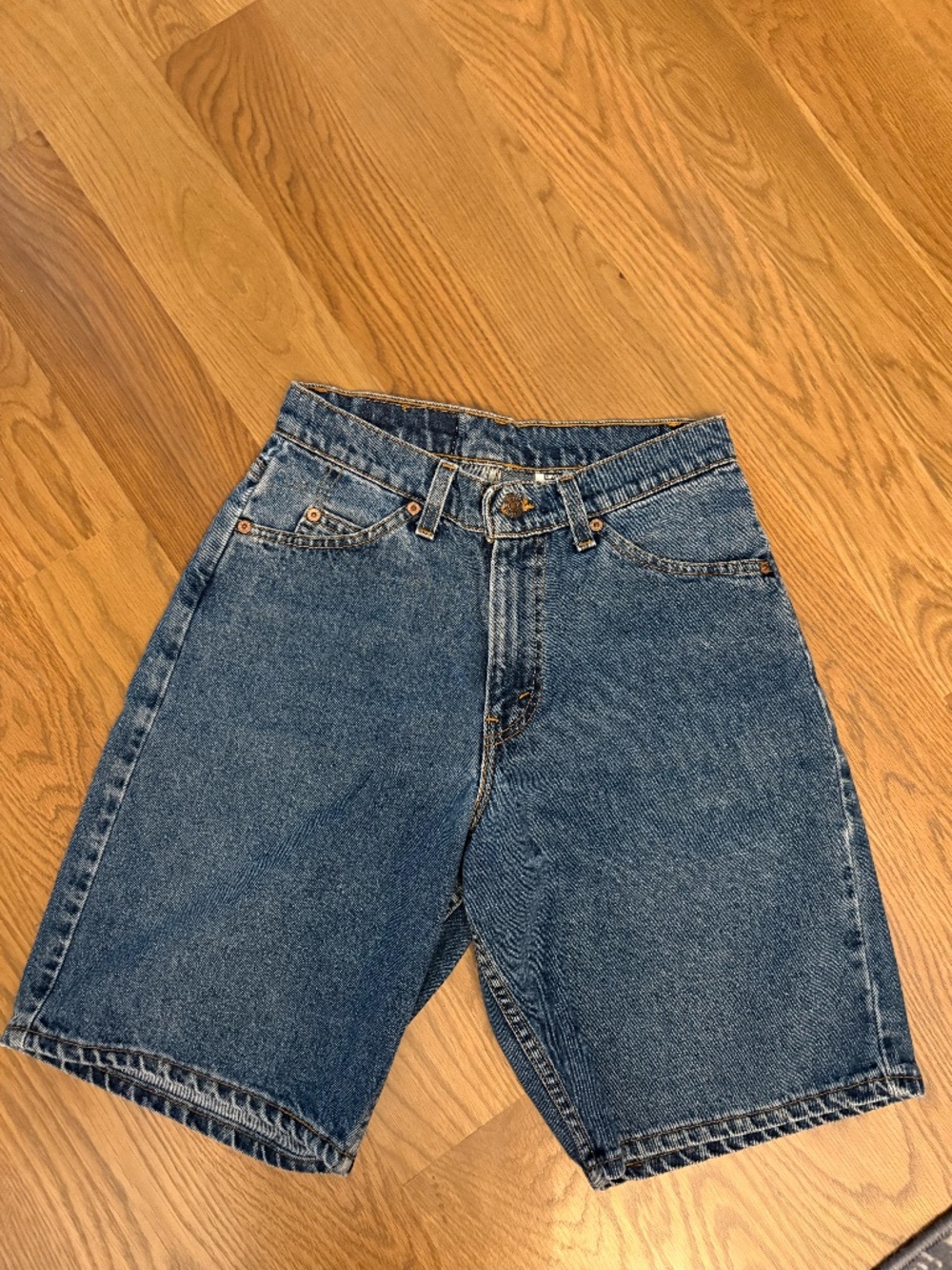 Levi 560 Loose Fit Shorts